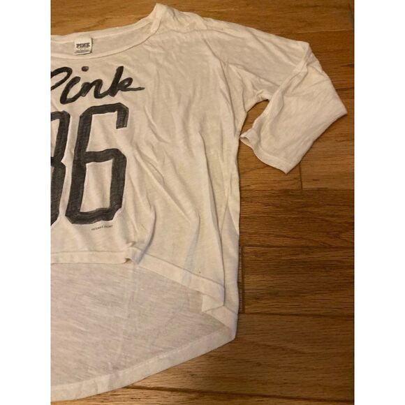 Pink Victoria's Secret off-white 3/4 sleeve casual graphic lounge t-shirt size S - Picture 4 of 8